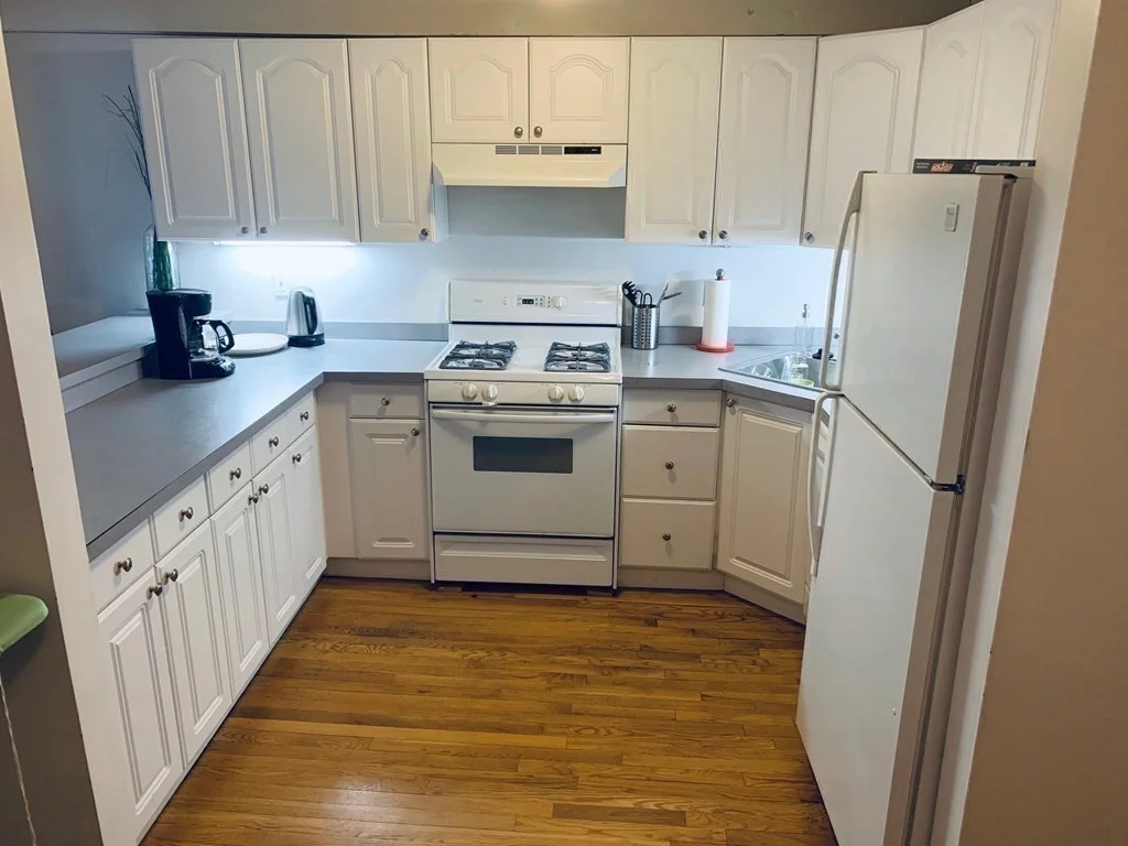 2 bed, 1 bath apartment for rent at 28 Piedmont St Unit 28, Bay Village — photo 3 of 12