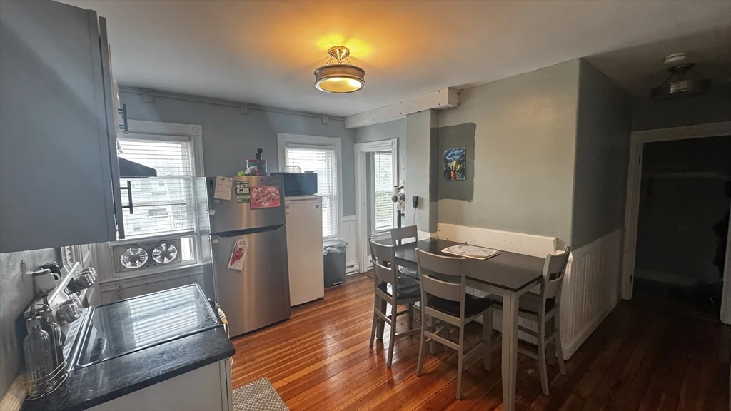 3 bed, 1 bath apartment for rent at 28 Pine Unit C, Attleboro — photo 5 of 9