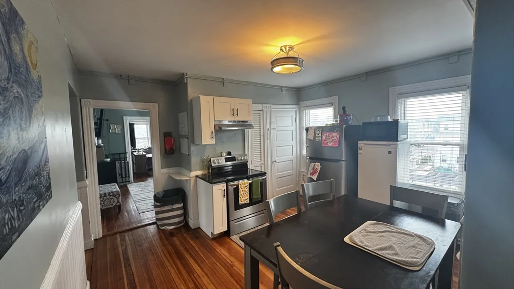 3 bed, 1 bath apartment for rent at 28 Pine Unit C, Attleboro — photo 8 of 9