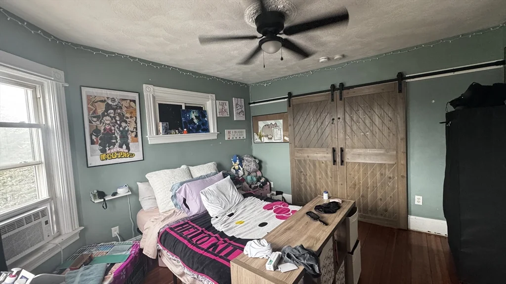3 bed, 1 bath apartment for rent at 28 Pine Unit C, Attleboro — photo 4 of 9