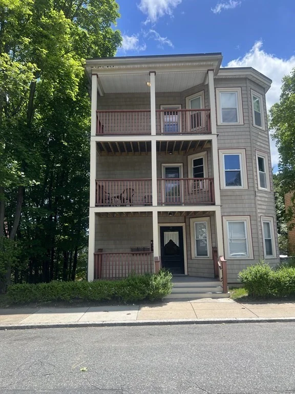 3 bed, 1 bath apartment for rent at 28 Pinedale Unit 3, Roslindale
