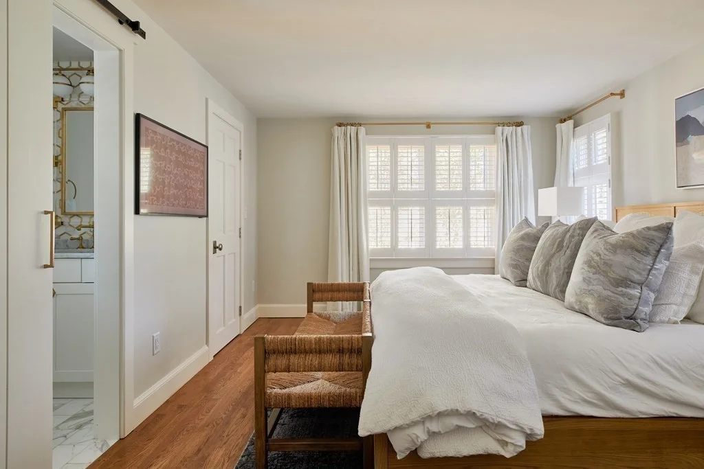 5 bed, 4+ bath apartment for rent at 28 Pleasant St, Nantucket — photo 10 of 30
