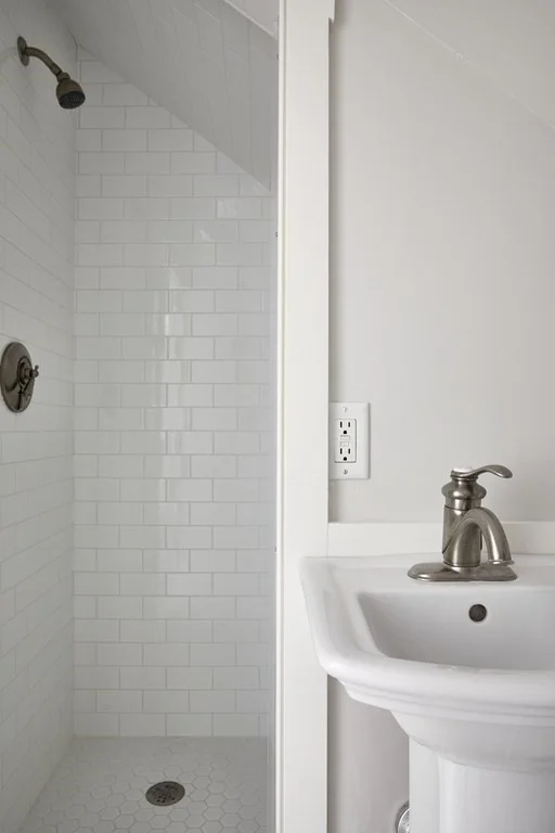 5 bed, 4+ bath apartment for rent at 28 Pleasant St, Nantucket — photo 20 of 30