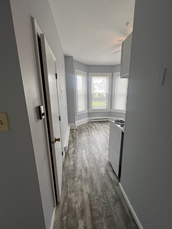 1 bed, 1 bath apartment for rent at 28 Pond St Unit 1, Weymouth — photo 5 of 14