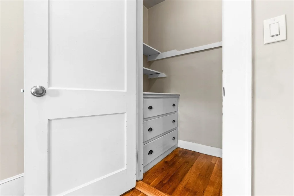 1 bed, 1 bath apartment for rent at 28 Poplar St Unit 7, Danvers — photo 11 of 12