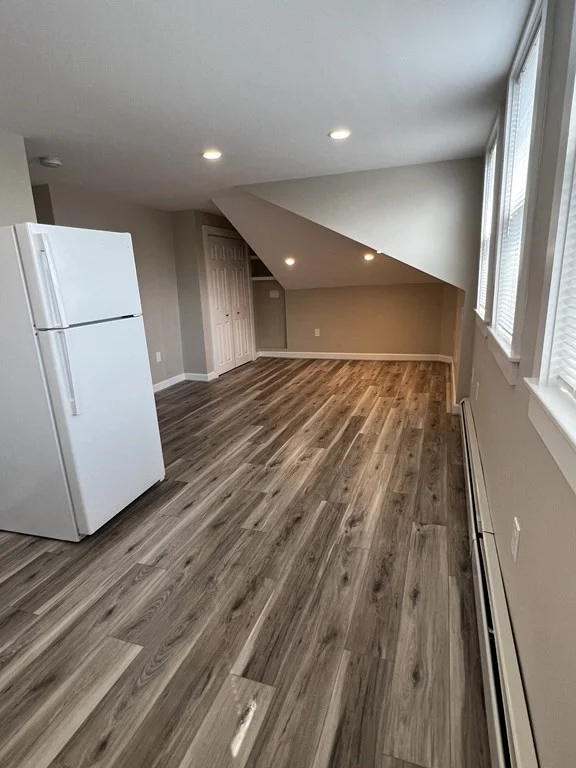 Studio bed, 1 bath apartment for rent at 28 Poplar St Unit 8, Danvers — photo 5 of 11