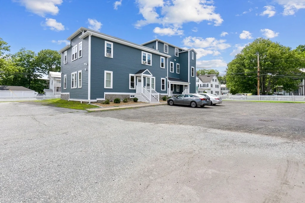 1 bed, 1 bath apartment for rent at 28 Poplar St Unit 9, Danvers — photo 4 of 19
