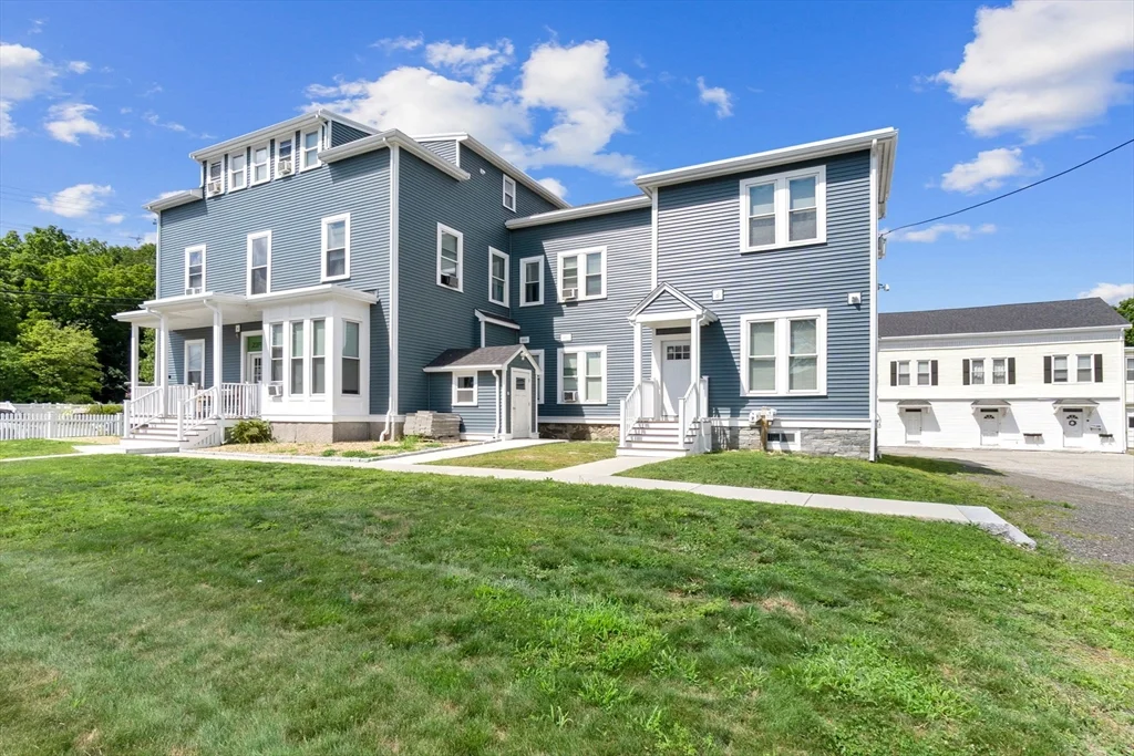 1 bed, 1 bath apartment for rent at 28 Poplar St Unit 9, Danvers — photo 1 of 19