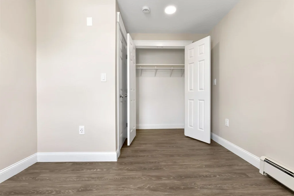 1 bed, 1 bath apartment for rent at 28 Poplar St Unit 9, Danvers — photo 18 of 19