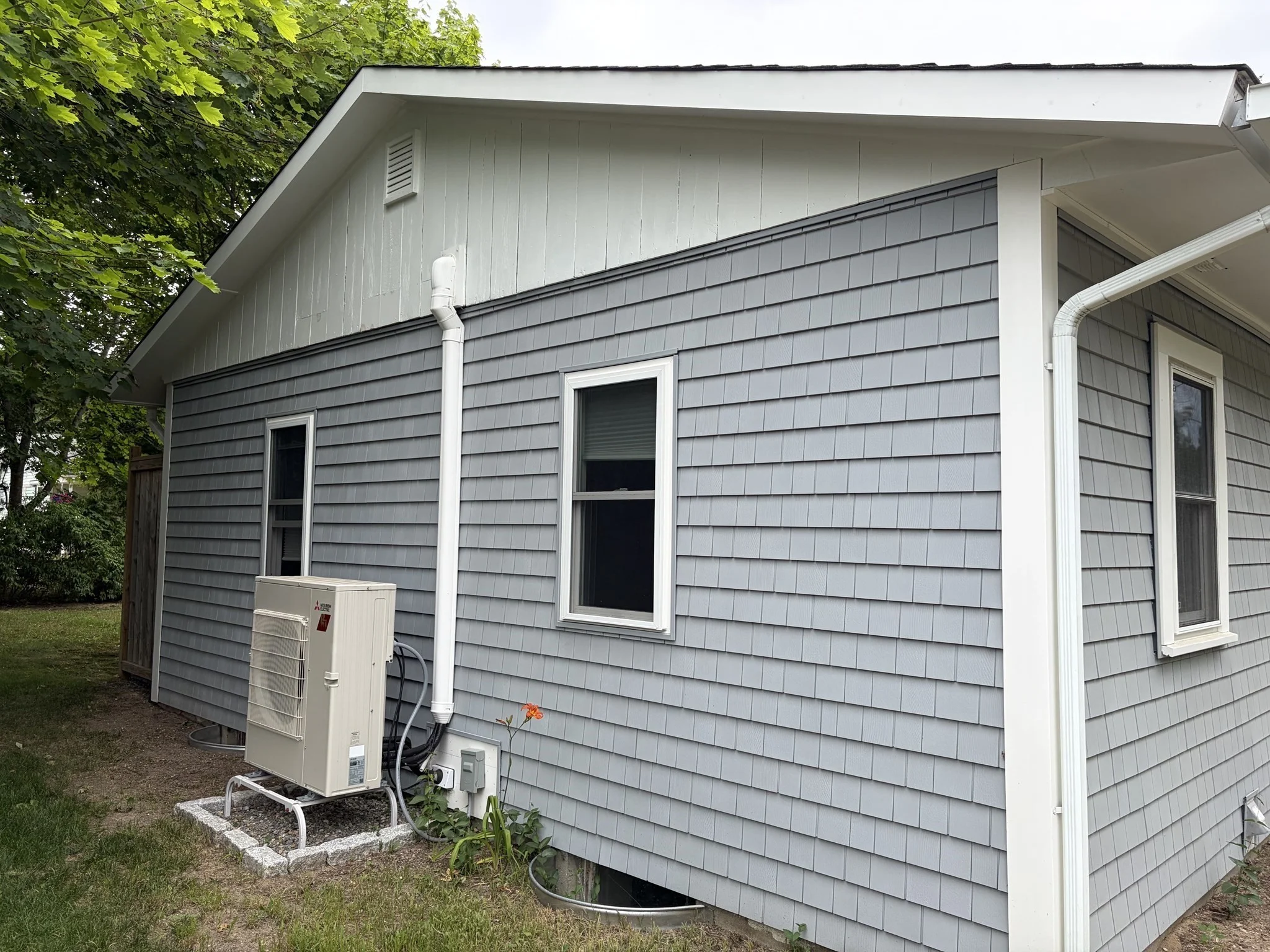 3 bed, 1 bath apartment for rent at 28 Prince Henry Dr, Falmouth — photo 3 of 17