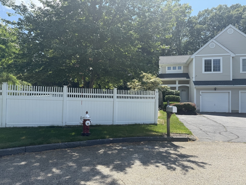 3 bed, 2 bath apartment for rent at 28 Ptarmigan Dr Unit 28, Shrewsbury — photo 5 of 30