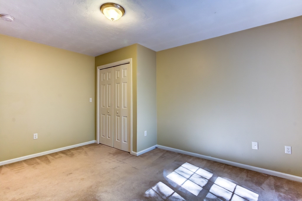 3 bed, 2 bath apartment for rent at 28 Ptarmigan Dr Unit 28, Shrewsbury — photo 25 of 30