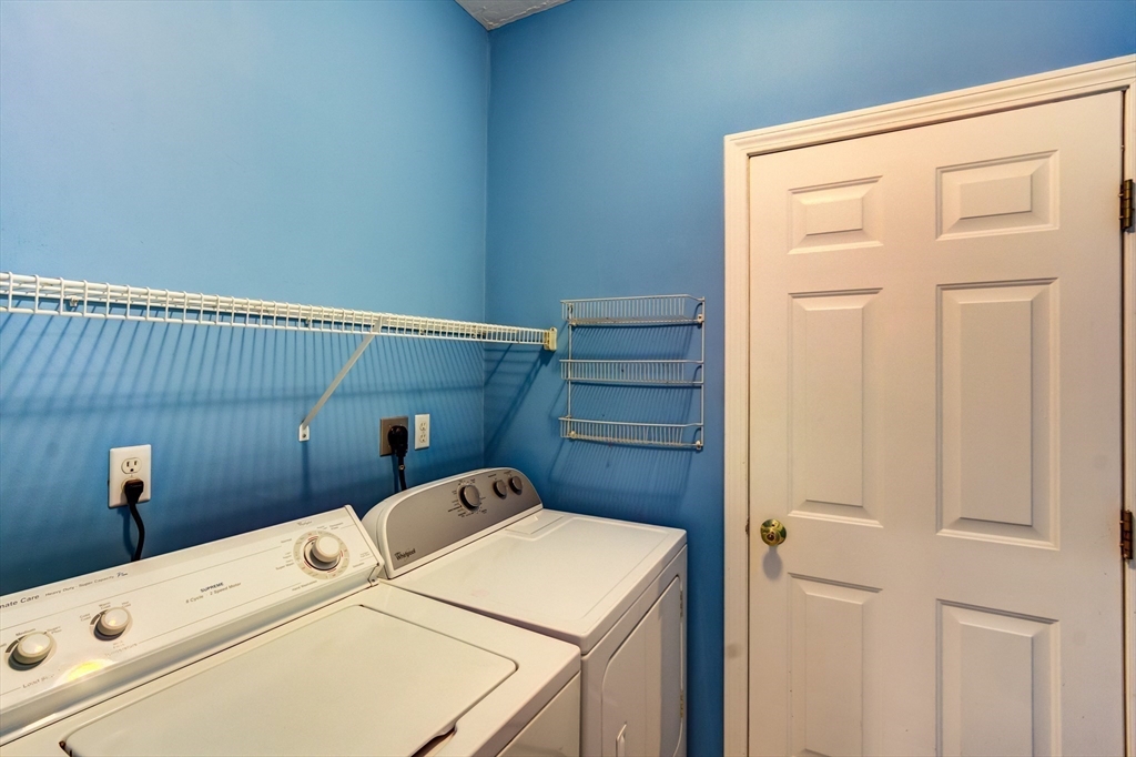 3 bed, 2 bath apartment for rent at 28 Ptarmigan Dr Unit 28, Shrewsbury — photo 13 of 30