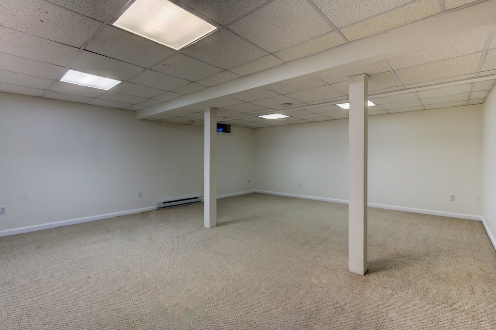 3 bed, 2 bath apartment for rent at 28 Ptarmigan Dr Unit 28, Shrewsbury — photo 28 of 30