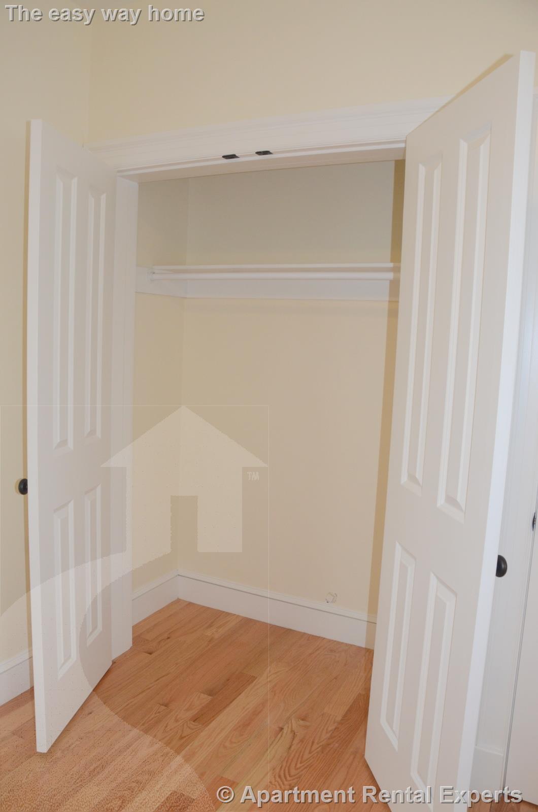 3 bed, 2 bath apartment for rent at 28 Putnam St Unit 1, Union Square — photo 7 of 13