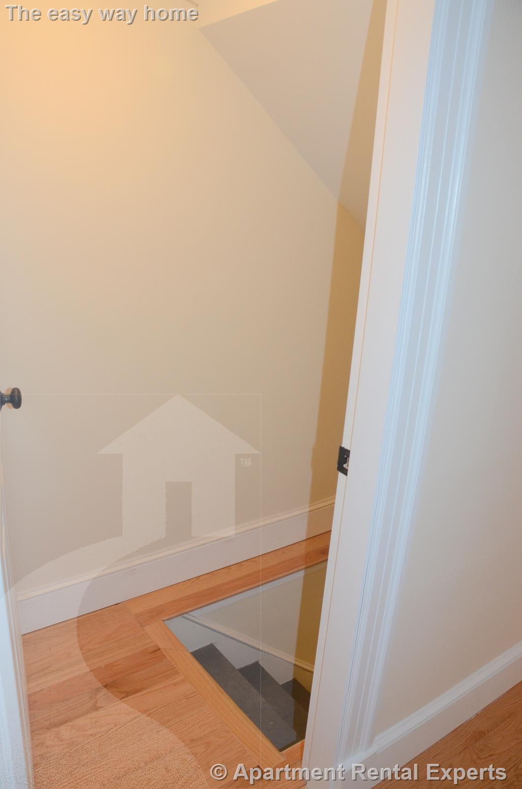 3 bed, 2 bath apartment for rent at 28 Putnam St Unit 1, Union Square — photo 8 of 13