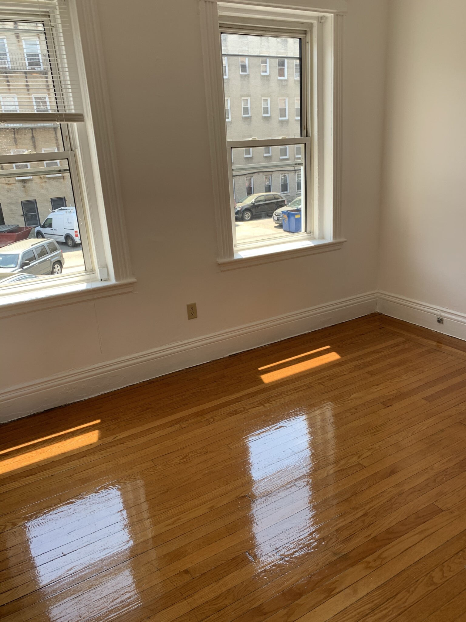 1 bed, 1 bath apartment for rent at 28 Queensberry St Unit 2, Fenway — photo 2 of 10