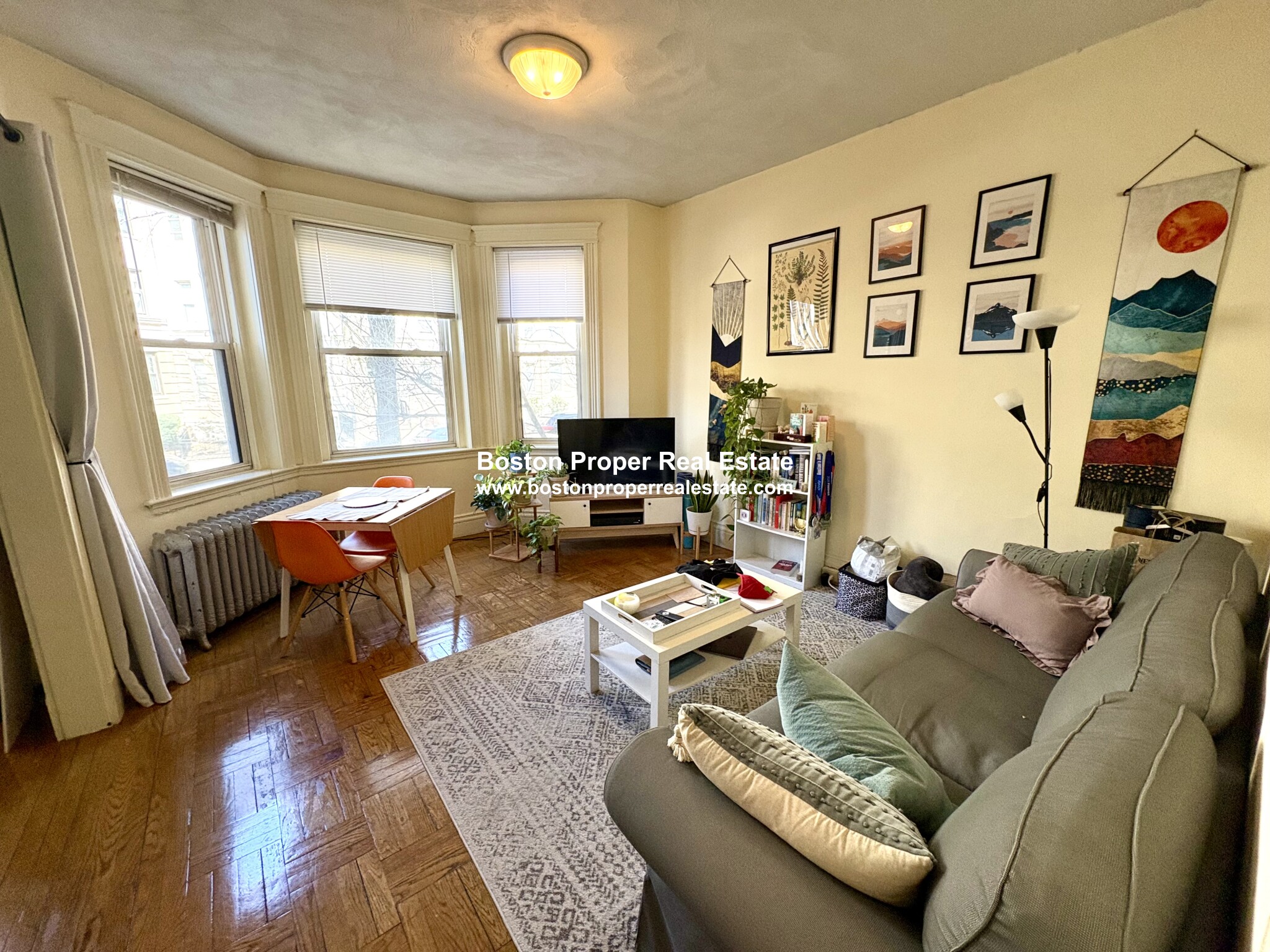 Studio bed, 1 bath apartment for rent at 28 Queensberry St Unit 4, Fenway — photo 2 of 10