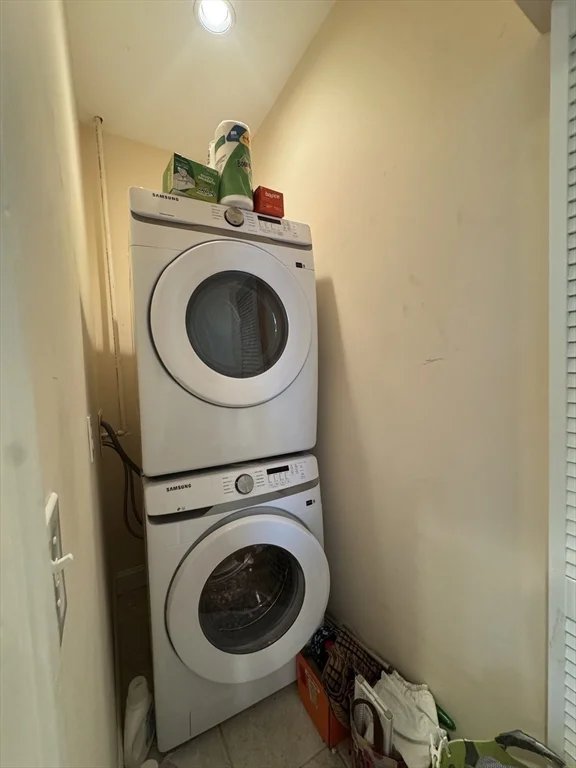 2 bed, 1 bath apartment for rent at 28 Quirk St Unit 28, East Watertown — photo 16 of 23