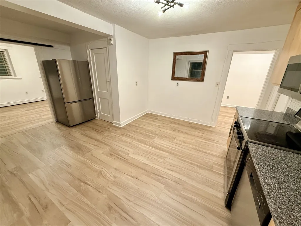 3 bed, 1 bath apartment for rent at 28 Ransom Rd Unit 12-AB, Brighton — photo 5 of 17
