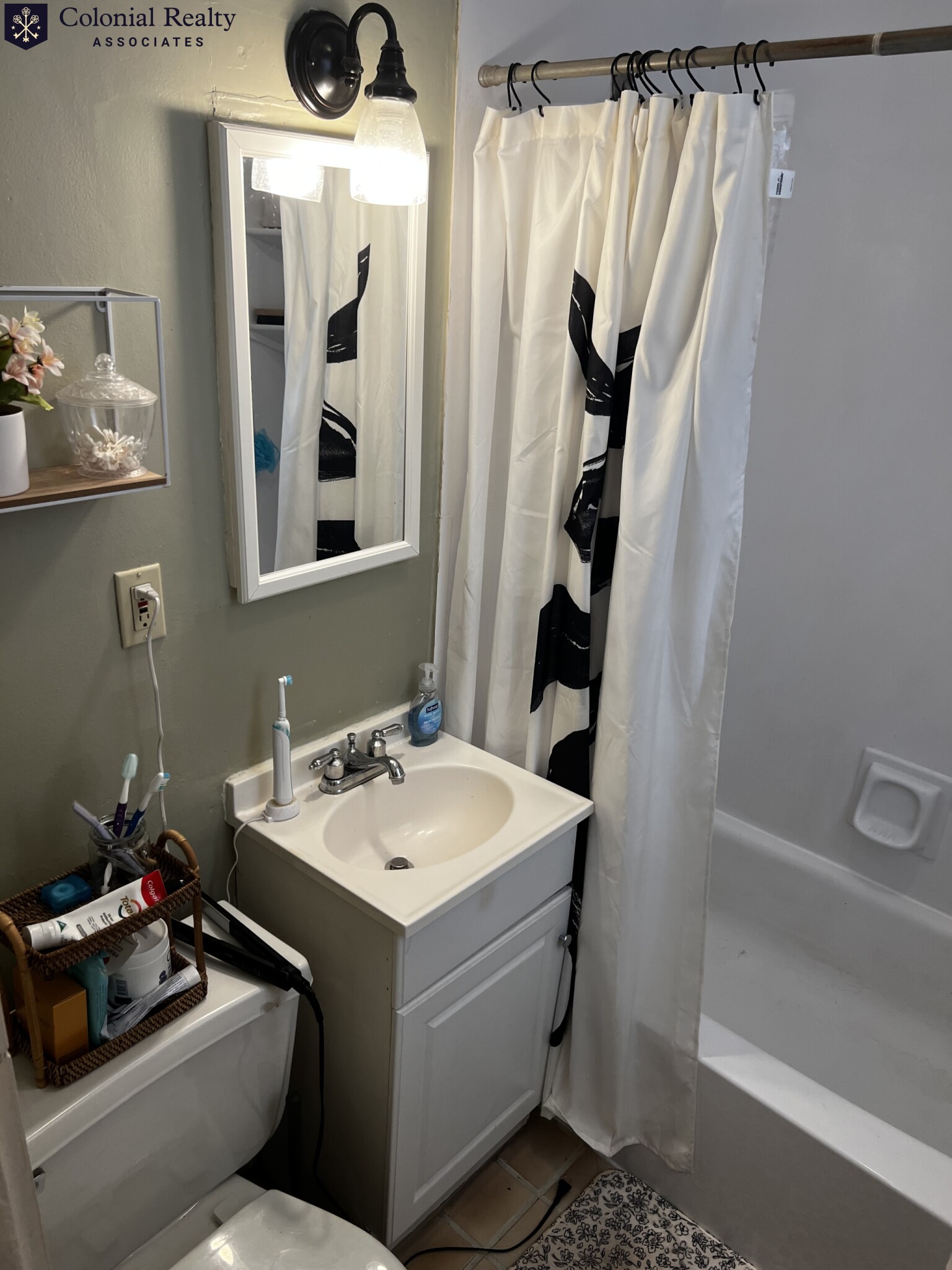 2 bed, 1 bath apartment for rent at 28 Ransom Rd Unit 3, Brighton — photo 20 of 24
