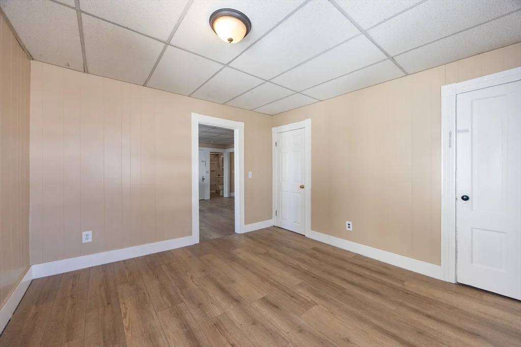 3 bed, 1 bath apartment for rent at 28 Richmond St Unit 3, Blackstone — photo 18 of 32