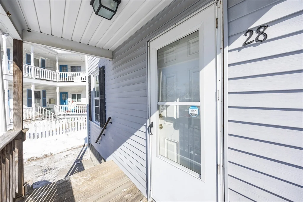 3 bed, 1 bath apartment for rent at 28 Richmond St Unit 3, Blackstone — photo 28 of 32