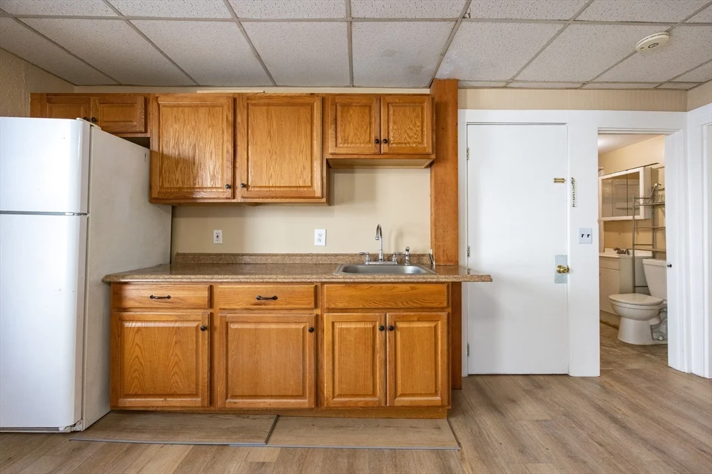3 bed, 1 bath apartment for rent at 28 Richmond St Unit 3, Blackstone — photo 12 of 32