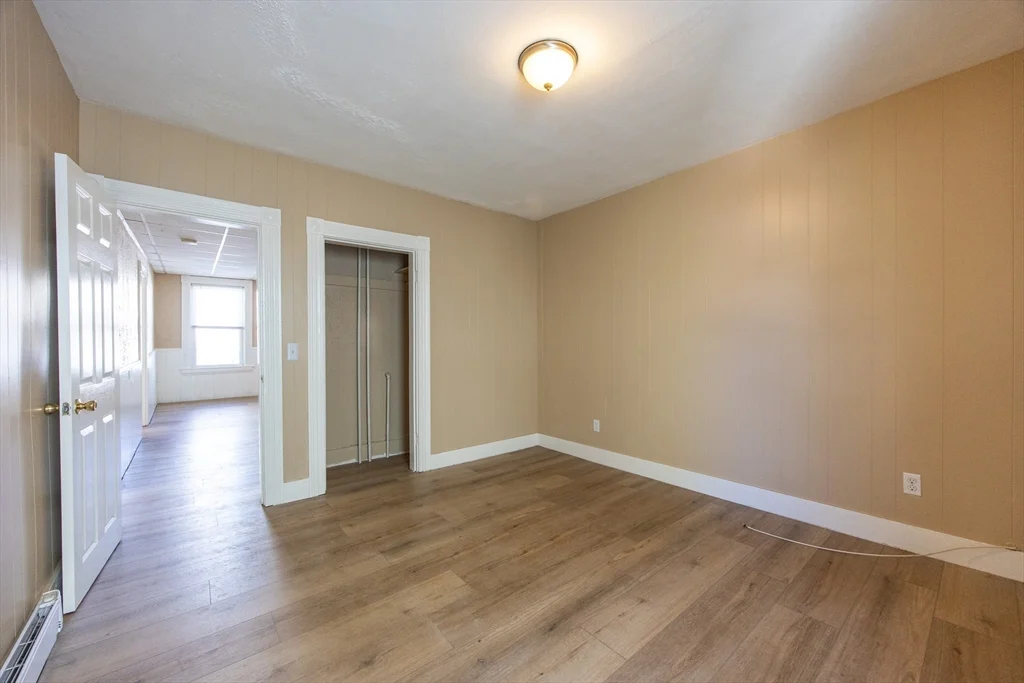 3 bed, 1 bath apartment for rent at 28 Richmond St Unit 3, Blackstone — photo 25 of 32