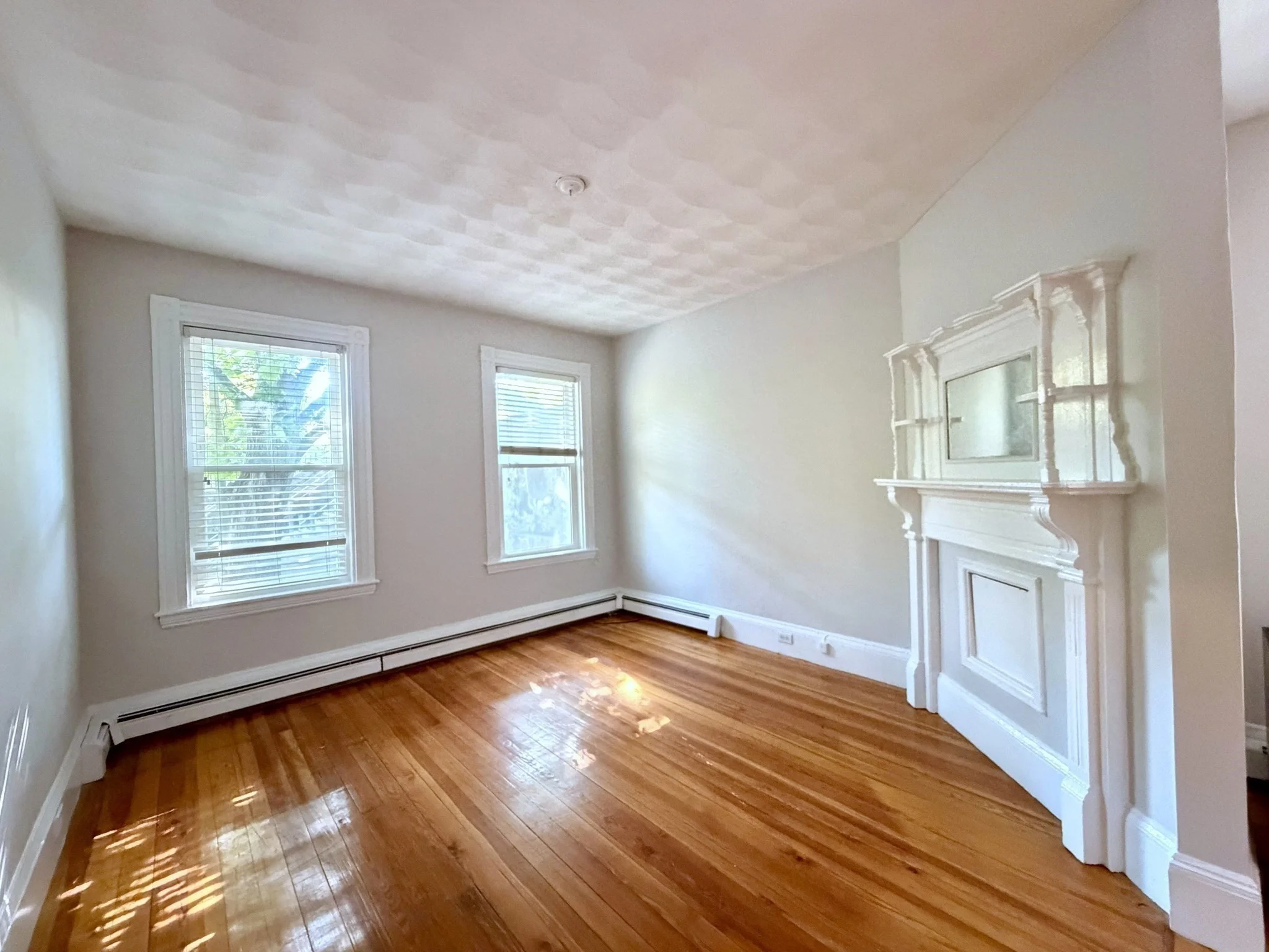 2 bed, 1 bath apartment for rent at 28 Saint Martin St Unit 1, Charlestown — photo 7 of 11