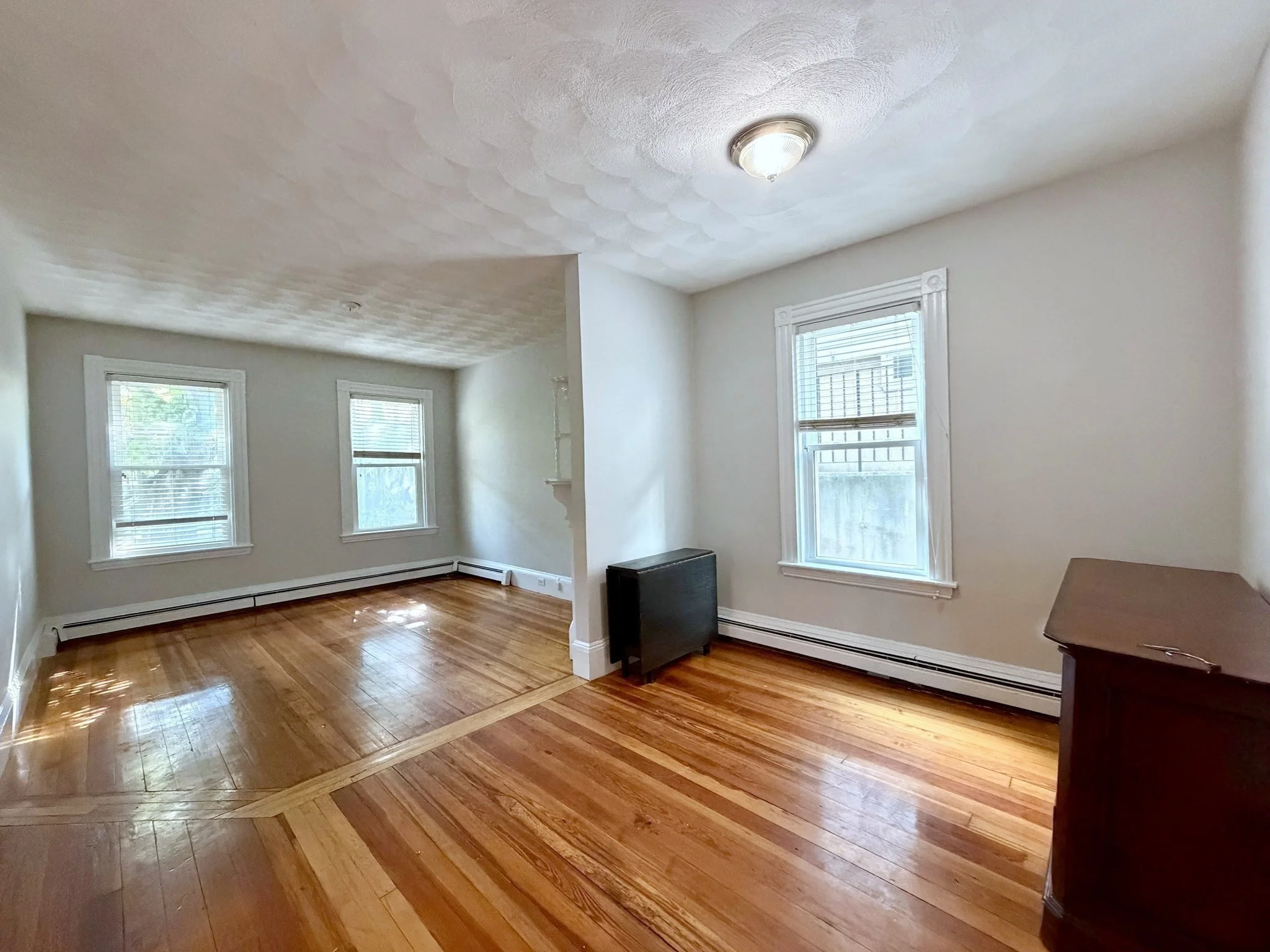 2 bed, 1 bath apartment for rent at 28 Saint Martin St Unit 1, Charlestown — photo 6 of 11