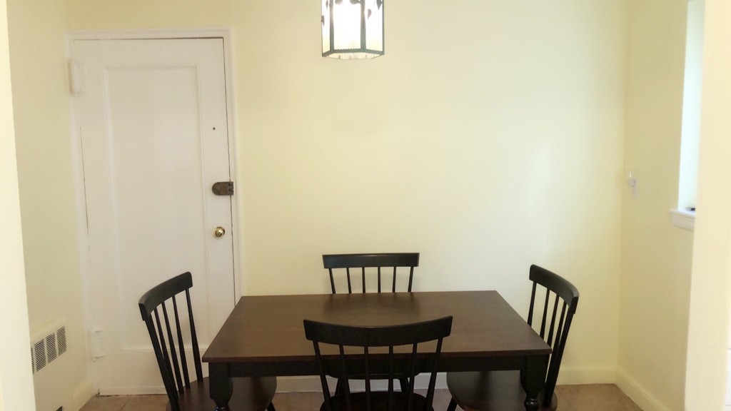 2 bed, 1 bath apartment for rent at 28 Saint Paul St Unit 2, Coolidge Corner — photo 5 of 13