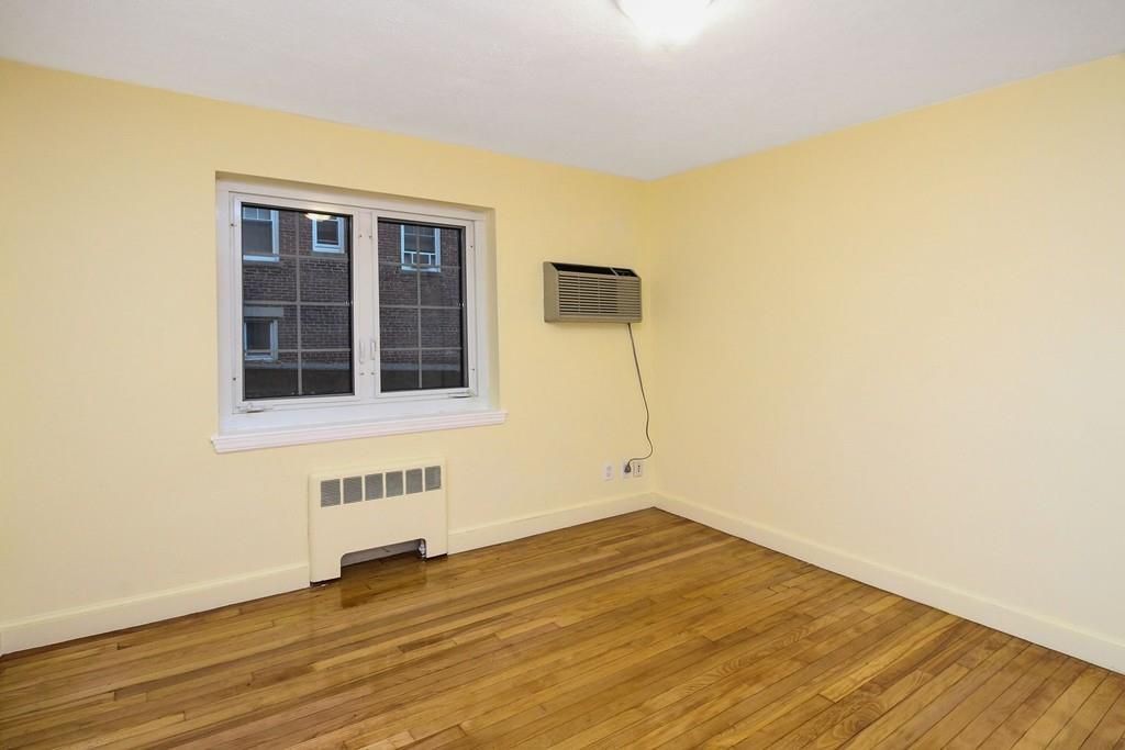 2 bed, 1 bath apartment for rent at 28 Saint Paul St Unit 2, Coolidge Corner — photo 7 of 13