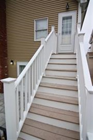 1 bed, 1 bath apartment for rent at 28 Salem St Unit 2F, Wakefield — photo 2 of 11