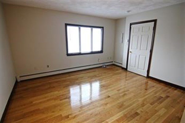 1 bed, 1 bath apartment for rent at 28 Salem St Unit 2F, Wakefield — photo 7 of 11