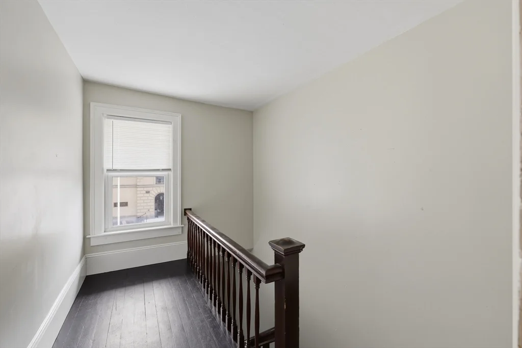 2 bed, 1 bath apartment for rent at 28 School Unit 2, Leominster — photo 2 of 10