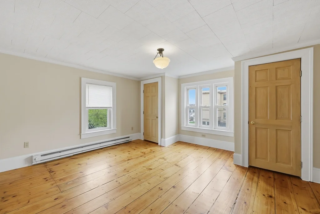 2 bed, 1 bath apartment for rent at 28 School Unit 2, Leominster — photo 8 of 10