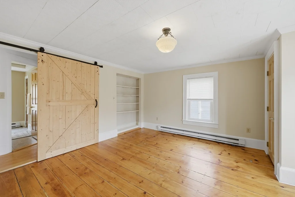 2 bed, 1 bath apartment for rent at 28 School Unit 2, Leominster — photo 7 of 10