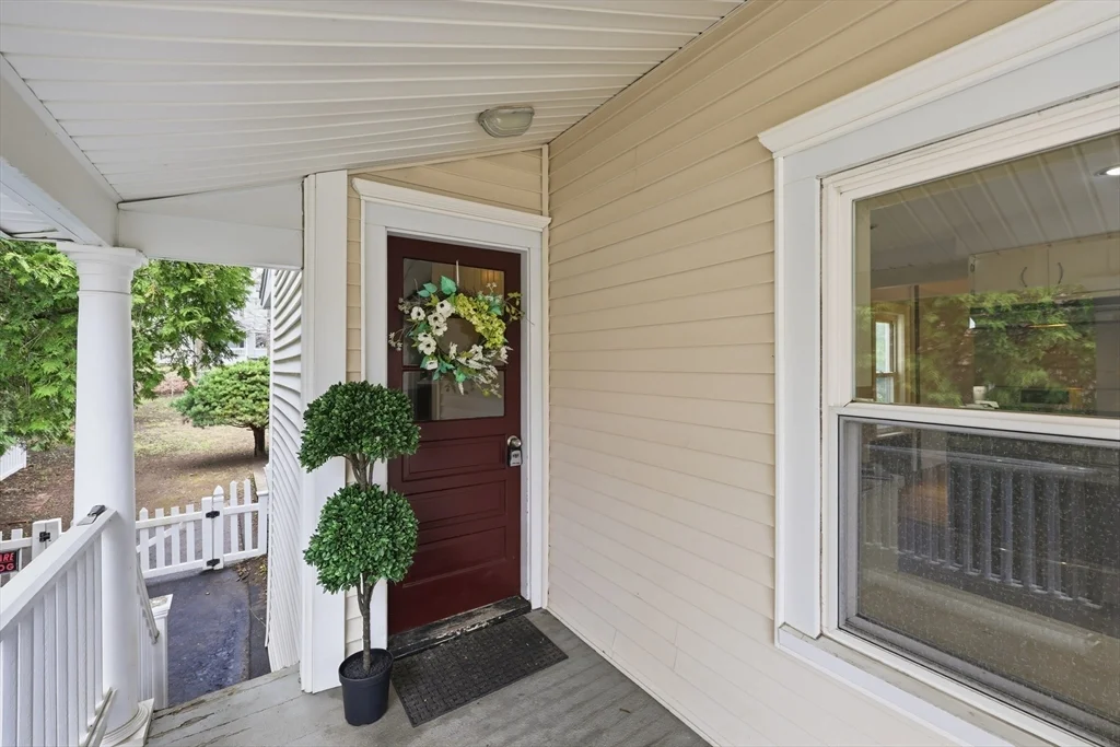 2 bed, 1 bath apartment for rent at 28 School Unit 2, Leominster — photo 6 of 10