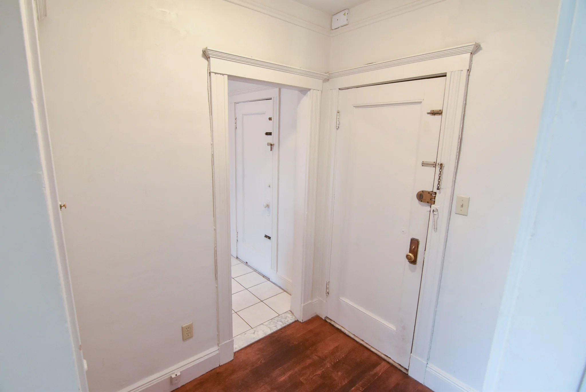 Studio bed, 1 bath apartment for rent at 28 Sidlaw Rd Unit 11, Brighton — photo 5 of 10