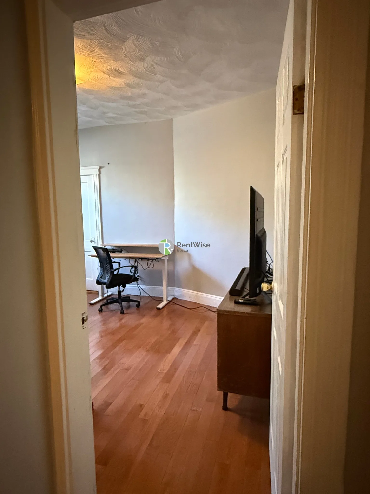 1 bed, 1 bath apartment for rent at 28 Sidlaw Rd Unit 2, Brighton — photo 14 of 25