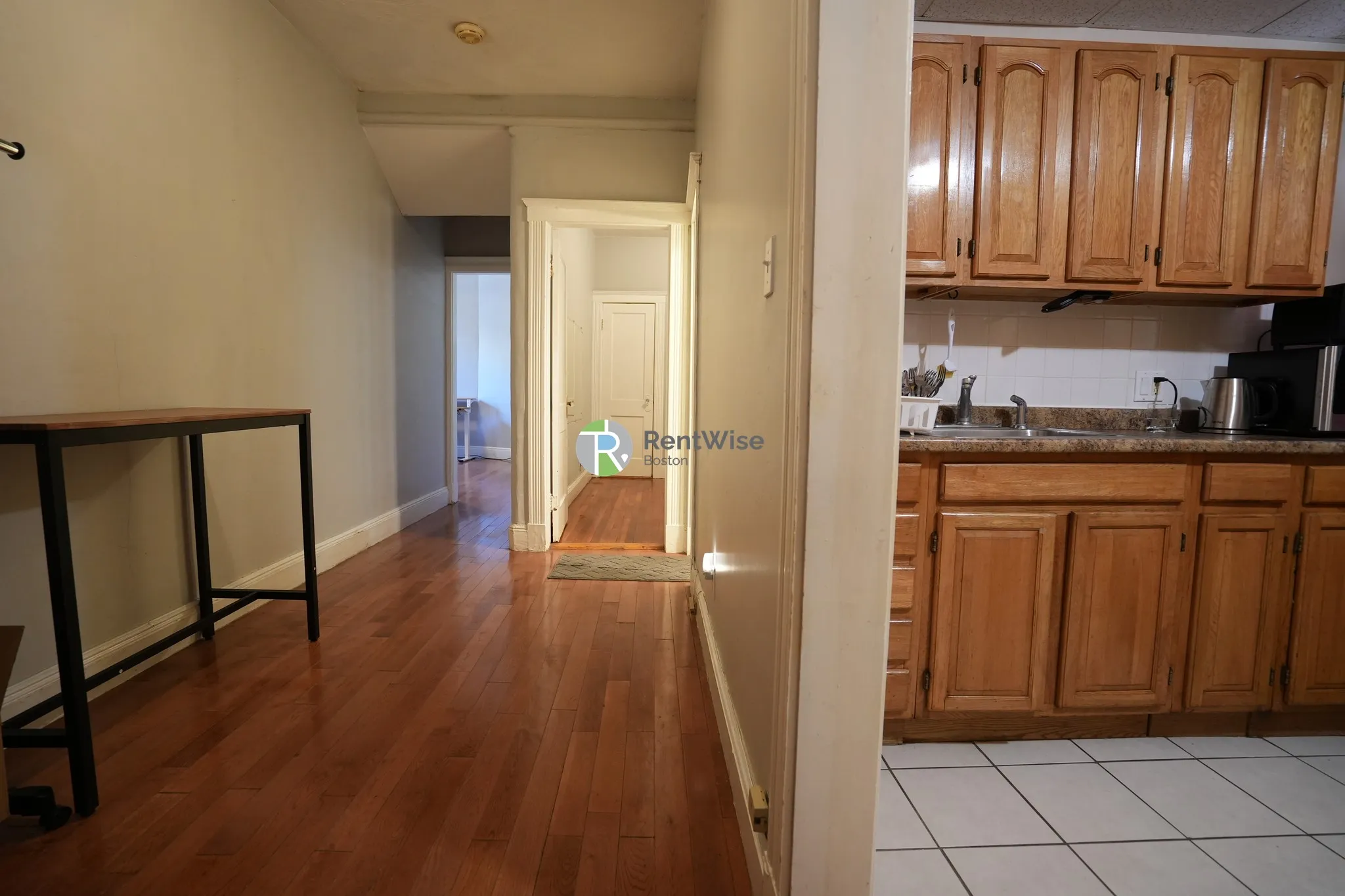 1 bed, 1 bath apartment for rent at 28 Sidlaw Rd Unit 3, Brighton — photo 1 of 14