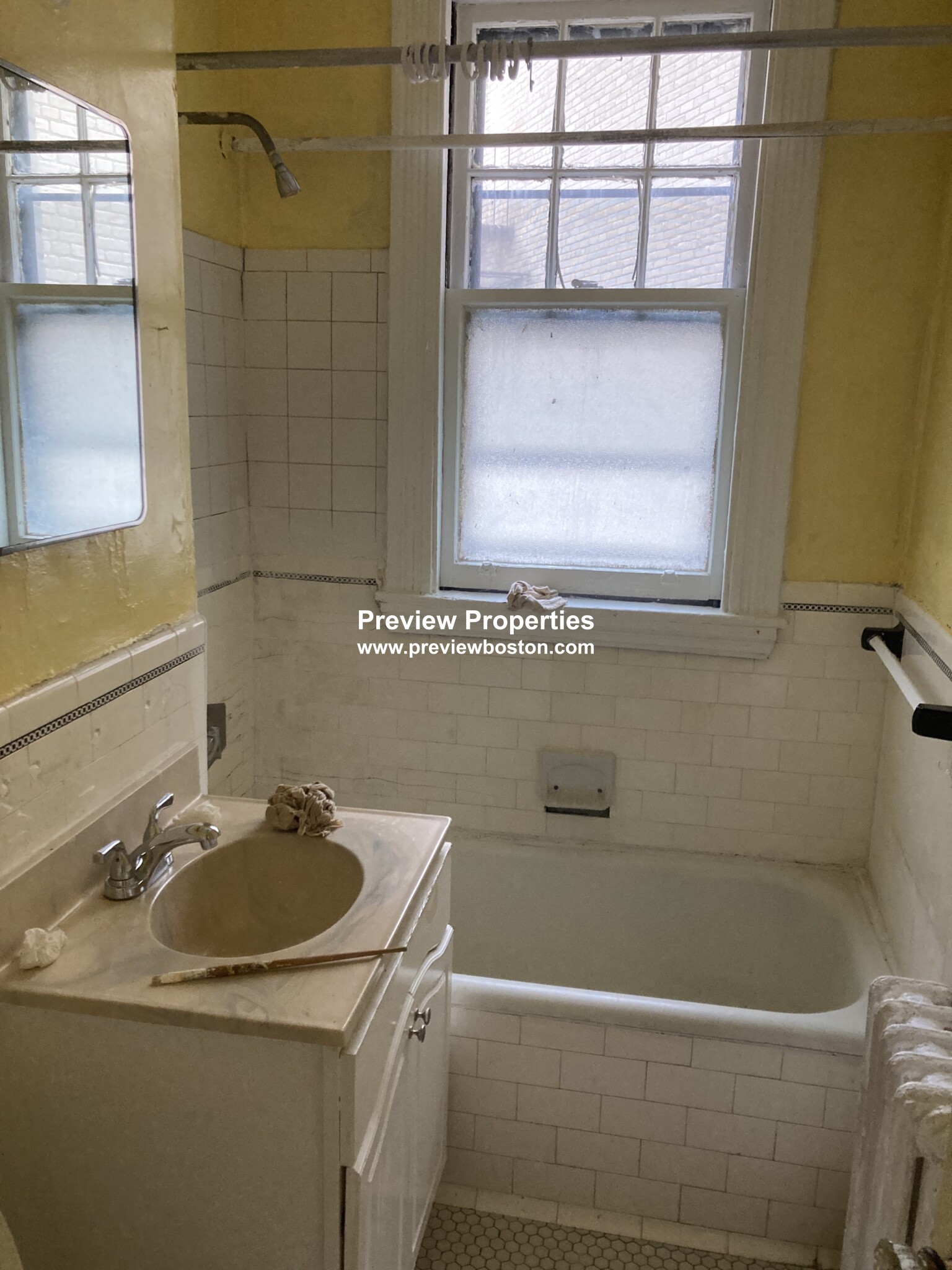 1 bed, 1 bath apartment for rent at 28 Sidlaw Rd Unit 6, Brighton — photo 3 of 7