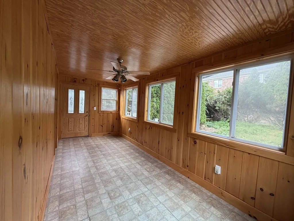2 bed, 1 bath apartment for rent at 28 Sparrow St Unit 28, West Roxbury — photo 16 of 23