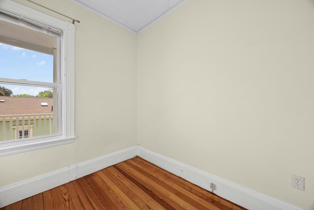 3 bed, 1 bath apartment for rent at 28 Stanton Rd Unit 6, Brookline — photo 18 of 29