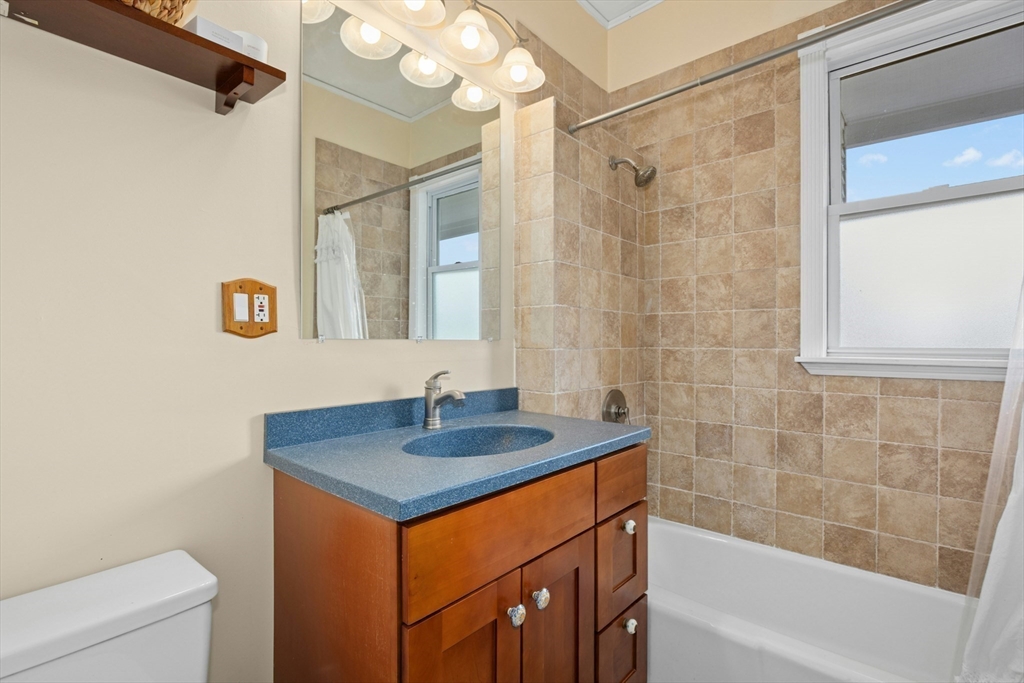 3 bed, 1 bath apartment for rent at 28 Stanton Rd Unit 6, Brookline — photo 19 of 29