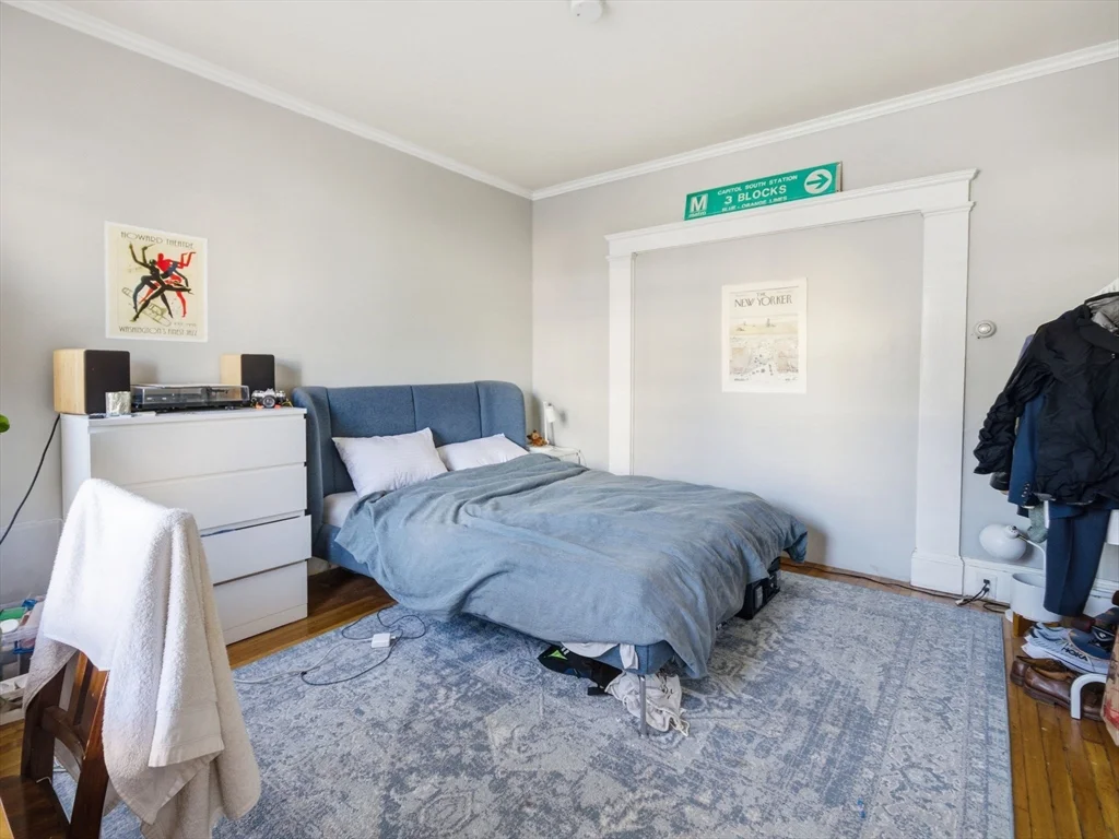4 bed, 1 bath apartment for rent at 28 Sunset Rd Unit 1, Teele Square — photo 17 of 26