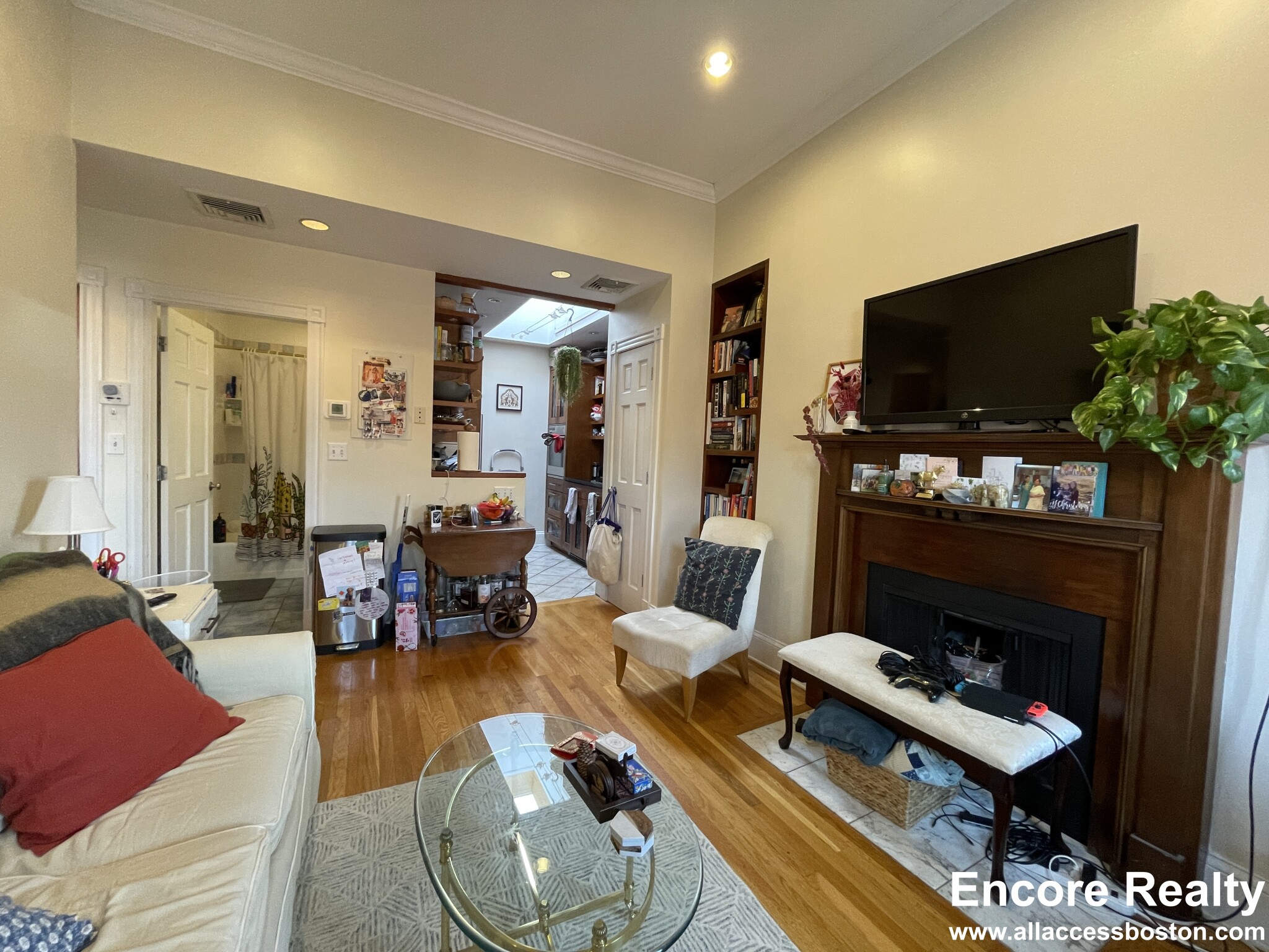 1 bed, 1 bath apartment for rent at 28 Symphony Rd Unit 6, Fenway — photo 4 of 20