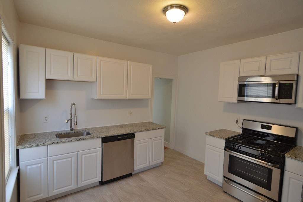 3 bed, 1 bath apartment for rent at 28 Taft St Unit 3, Dorchester — photo 1 of 14
