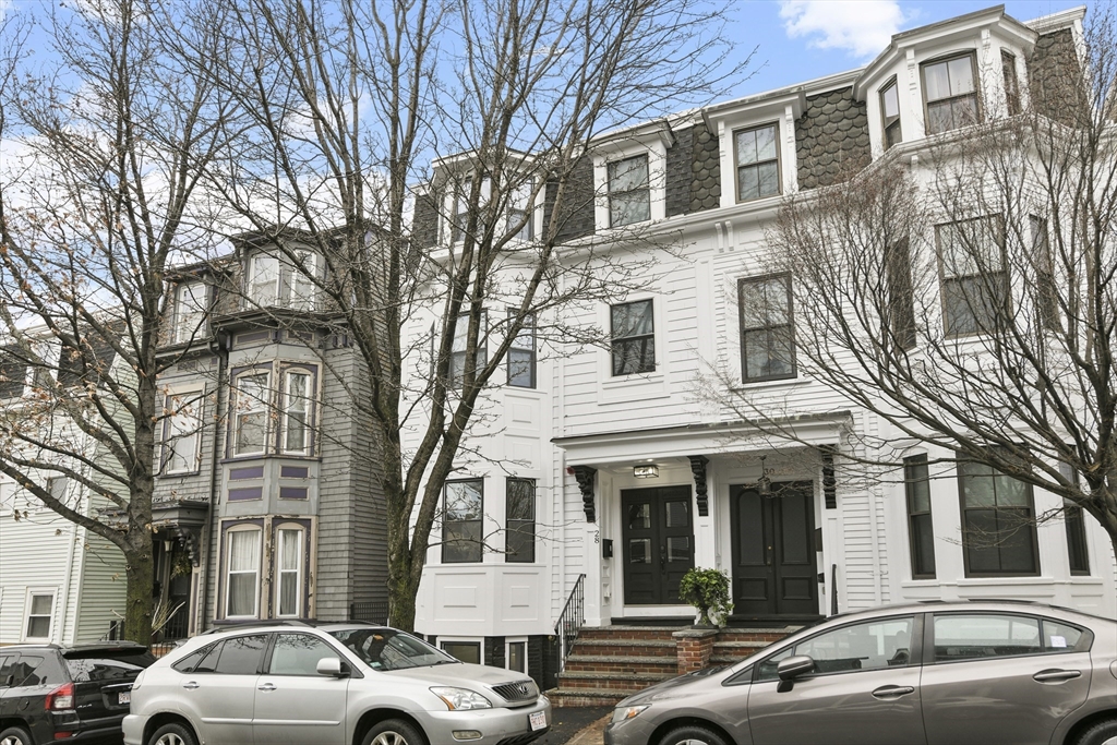 3 bed, 3 bath apartment for rent at 28 Telegraph St Unit 1, South Boston — photo 29 of 29